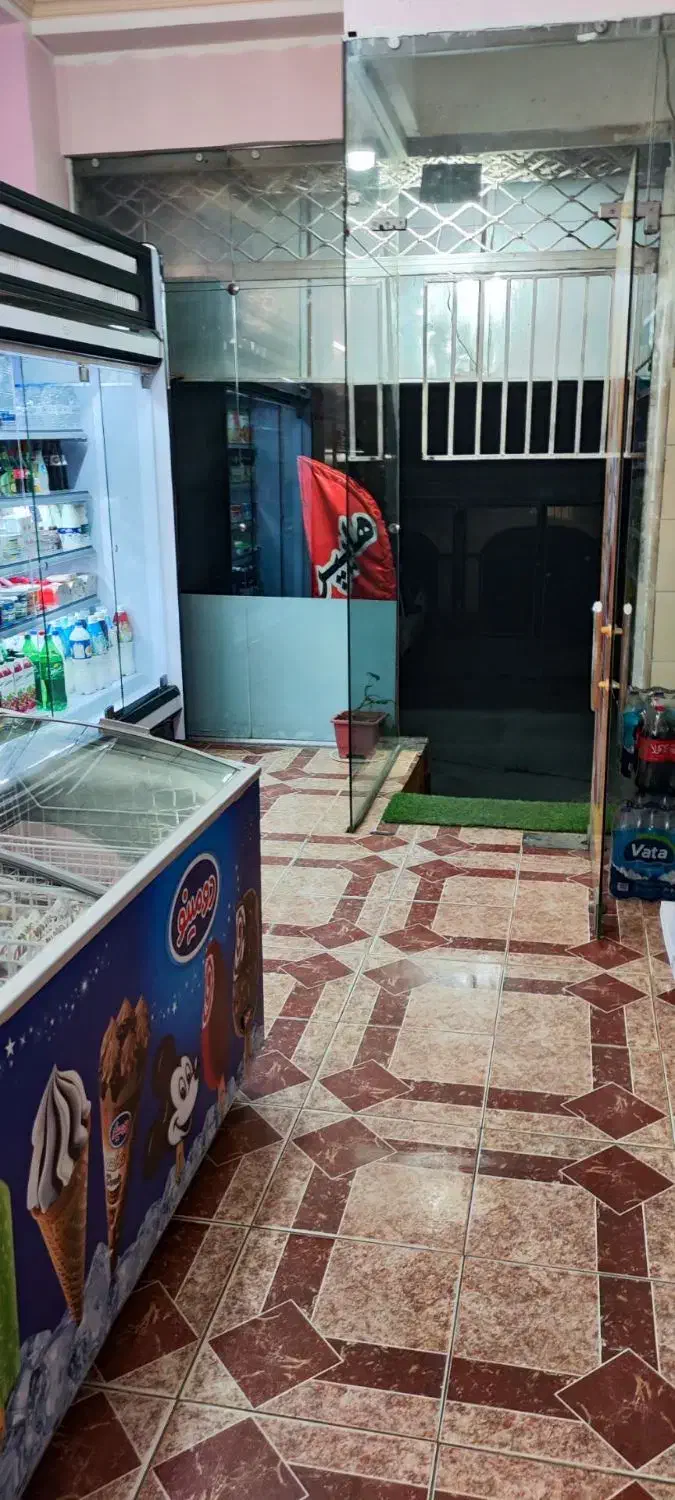 مغازه متراژ 61 متر سند تک برگ تجاری