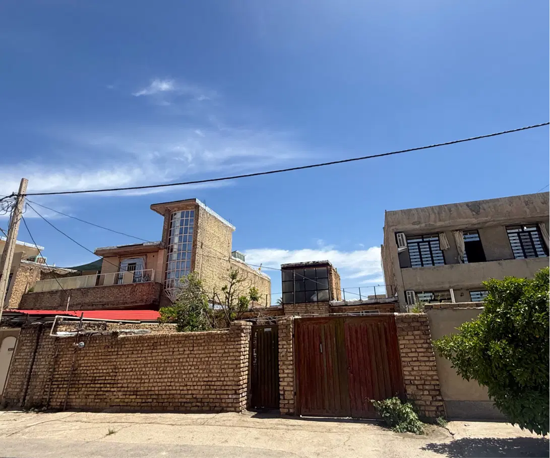 خانه کلنگی به متراژ ۳۰۲ متر