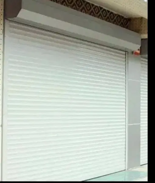 مغازه ۱۰۰متری +انبار بزرگ، خ طلایی