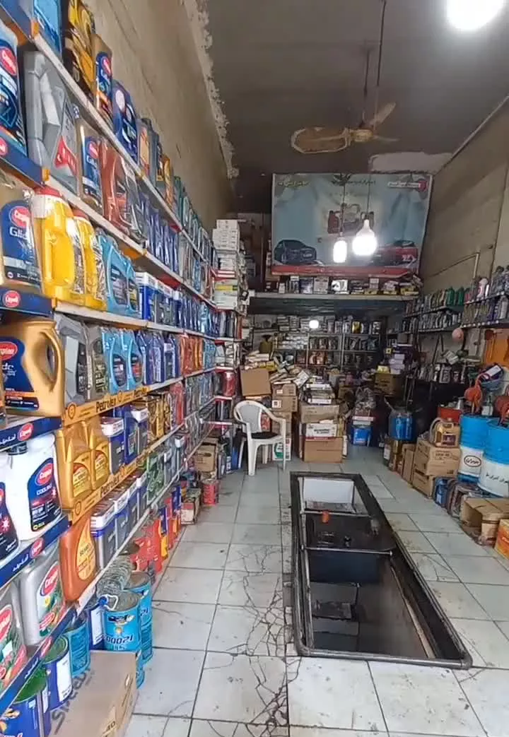 مغازه تجاری بر بلوار باغستان