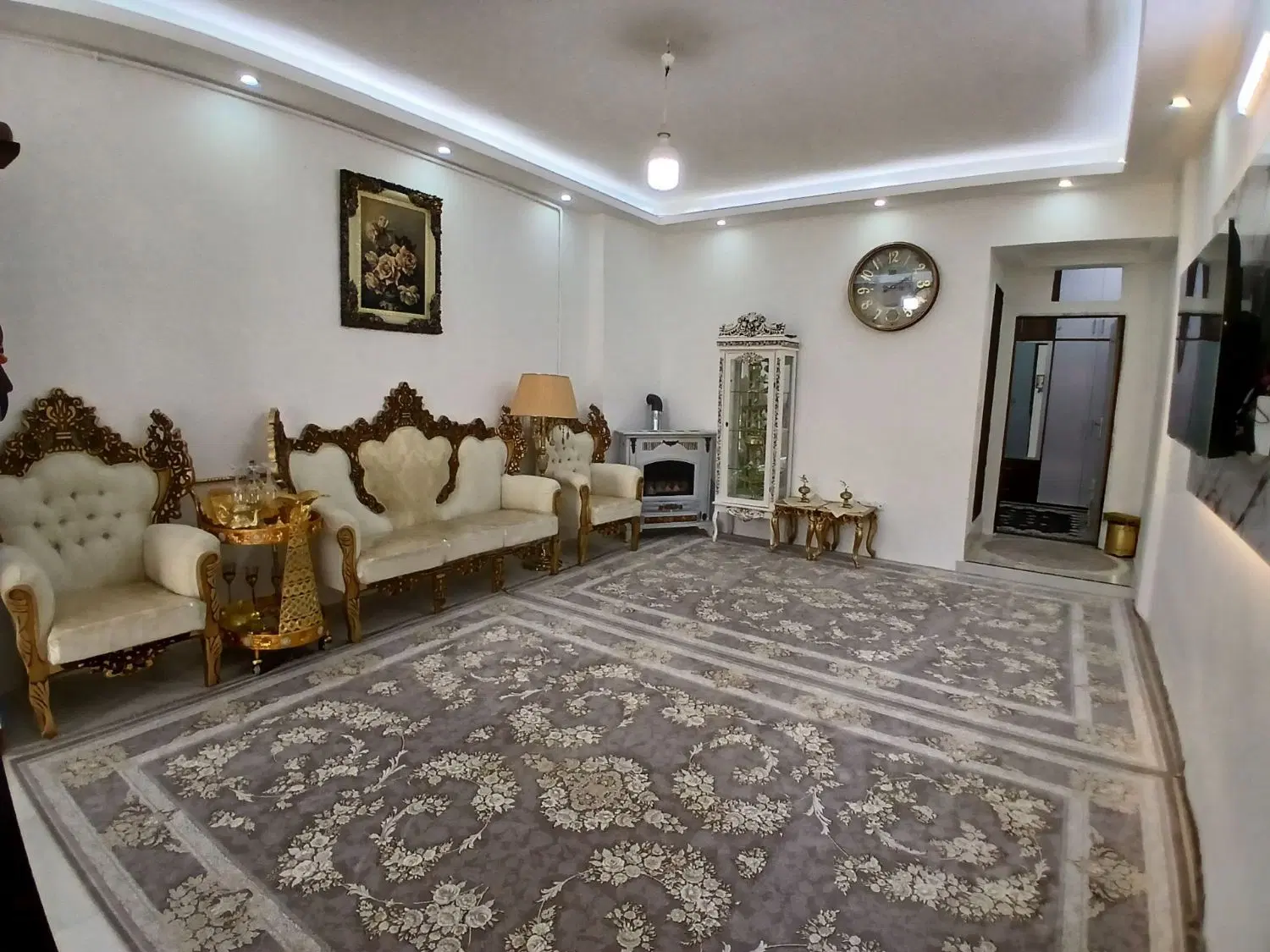 آپارتمان یوسف زاده