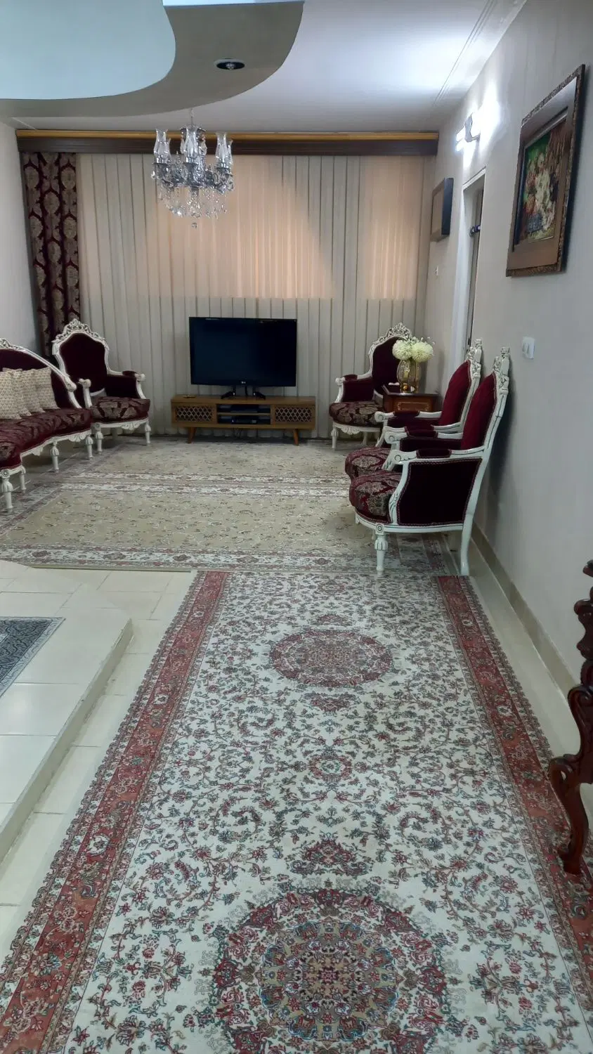 ۷۲متری تاپ لوکیشن