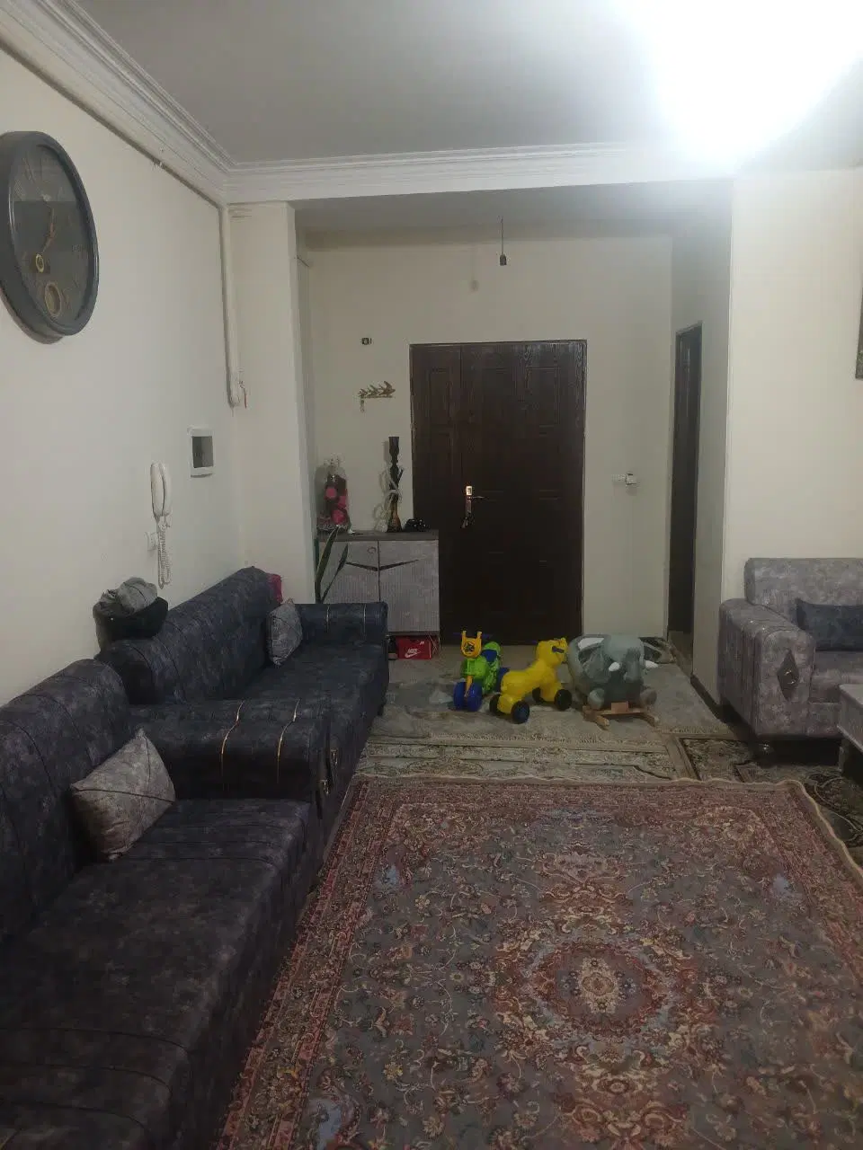 فروش واحد مسکونی آپارتمانی در شهرک آبشناسان