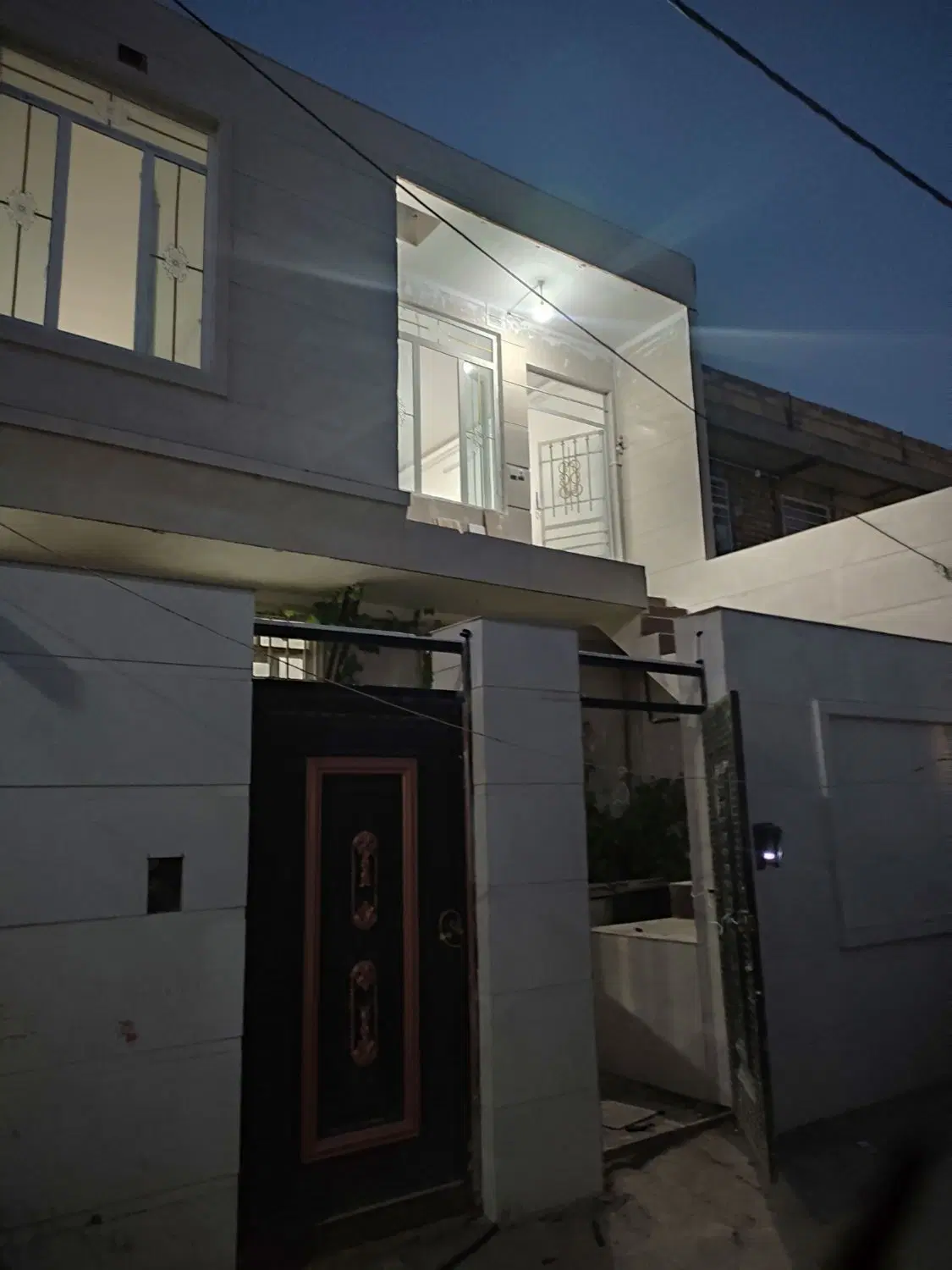 خانه دوطبقه