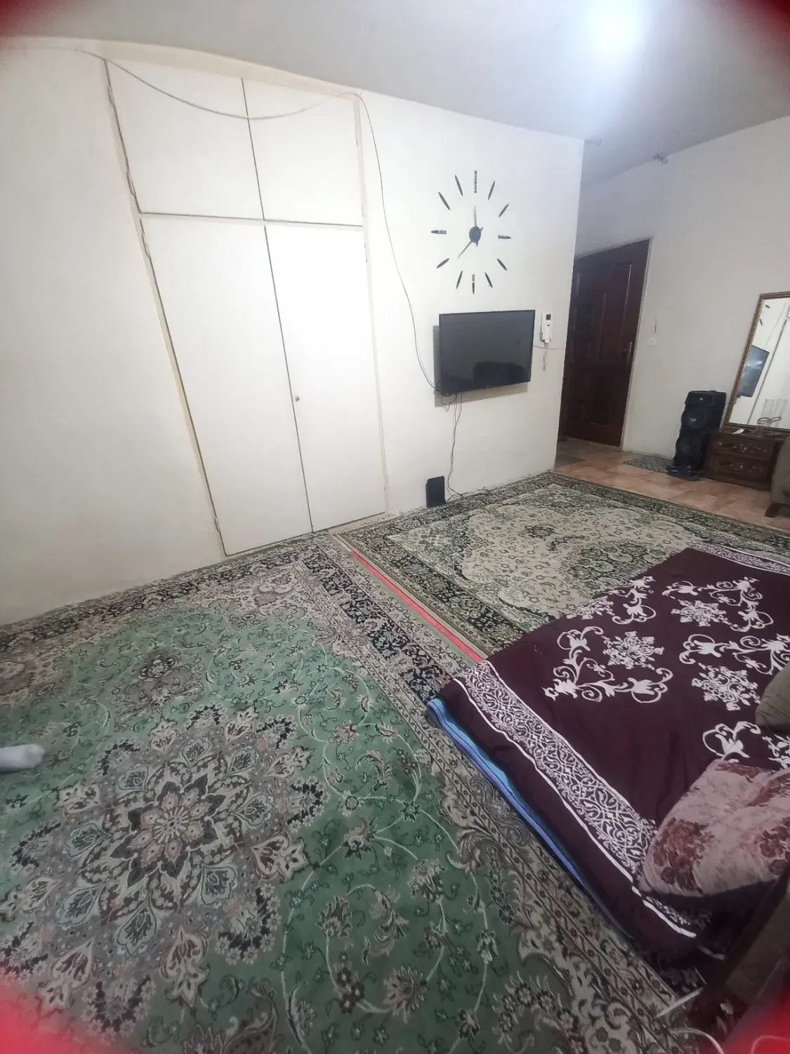 آپارتمان۶۱مترآسانسورانباری تمیز بغل مترو هلال احمر