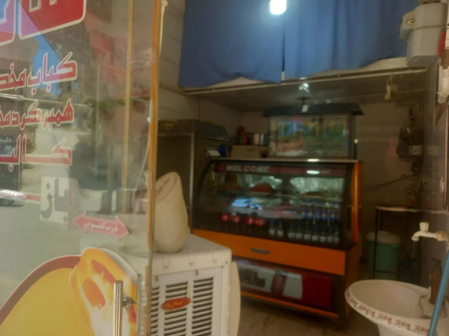 فروش مغازه باامتیازات کامل در بهترین نقطه آساوله