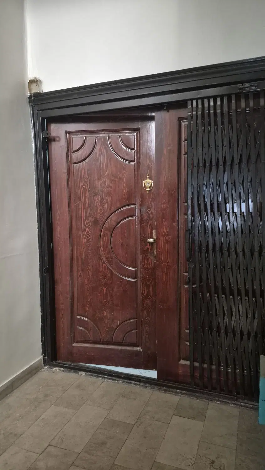 آپارتمان ۱۰۲ متر اسکندری شمالی