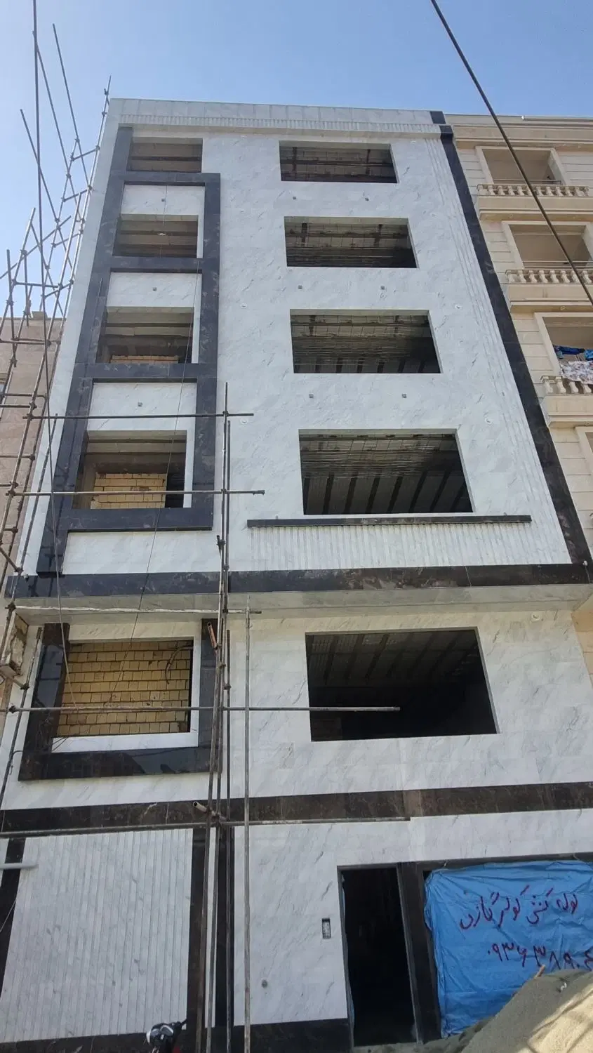 ۱۲۵ متر رو به نما اول نسترن ۱۱