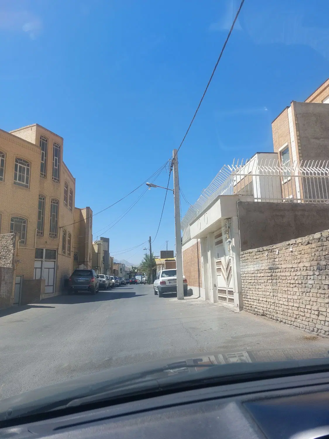 زمین خیابان کاشانی (شهدای محراب)