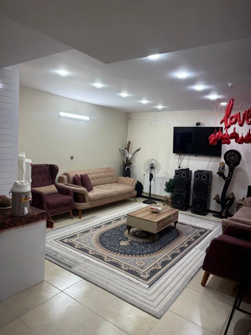 فروش منزل یکخواب 85 متری باغ لگشا