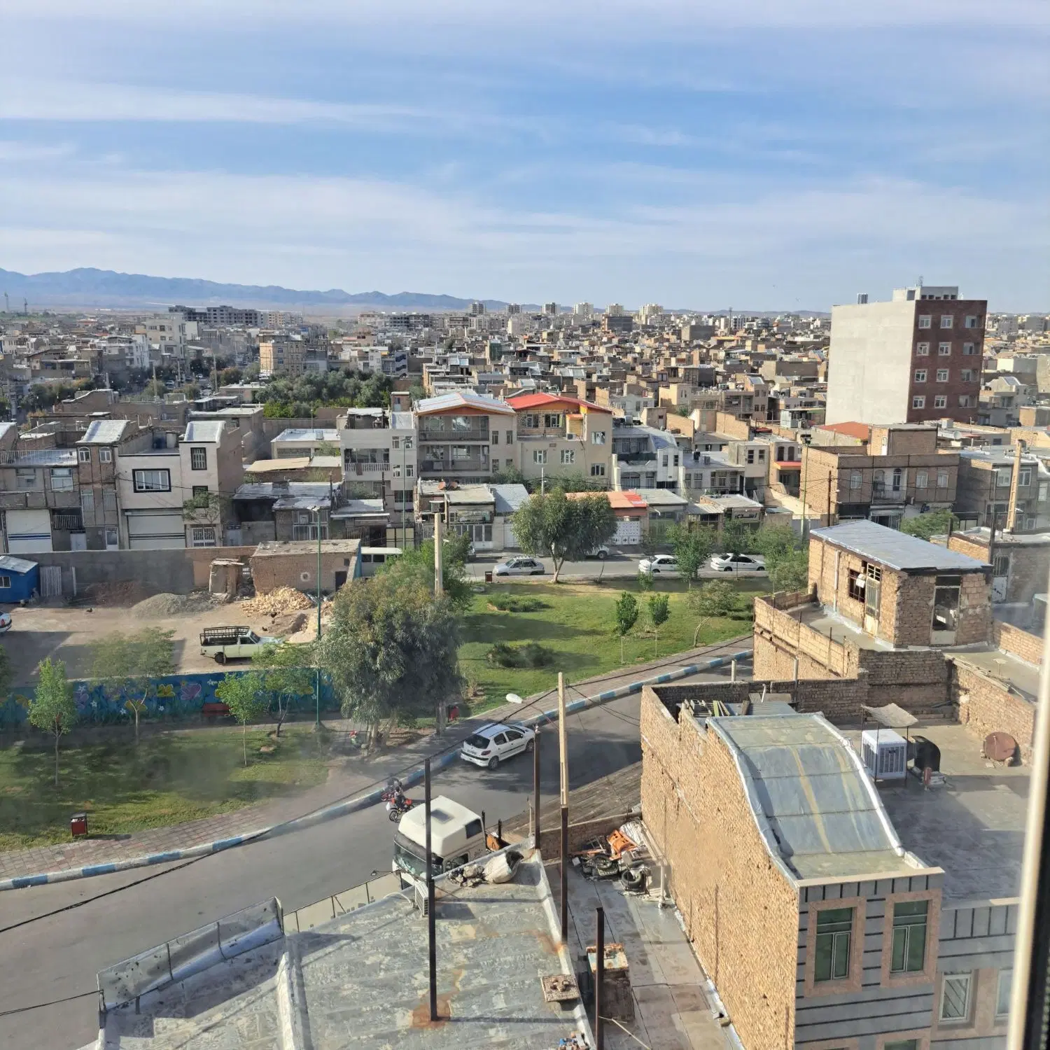 فروش واحد ۱۰۸_۵ متری دور میدان خیابان اوینی