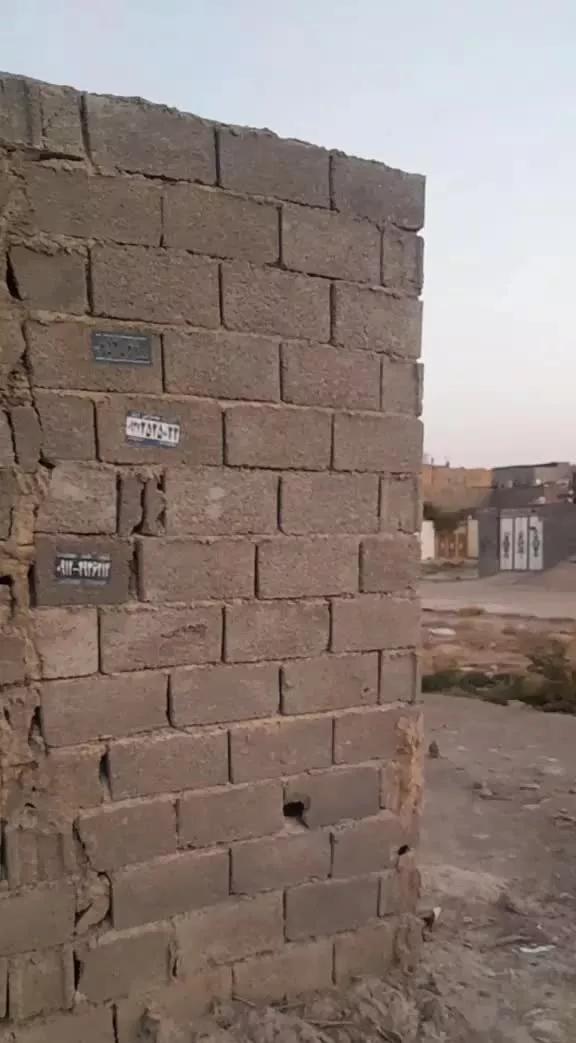 چهار دیواری مسکونی شناژ بندی شده دهشاد شهریار