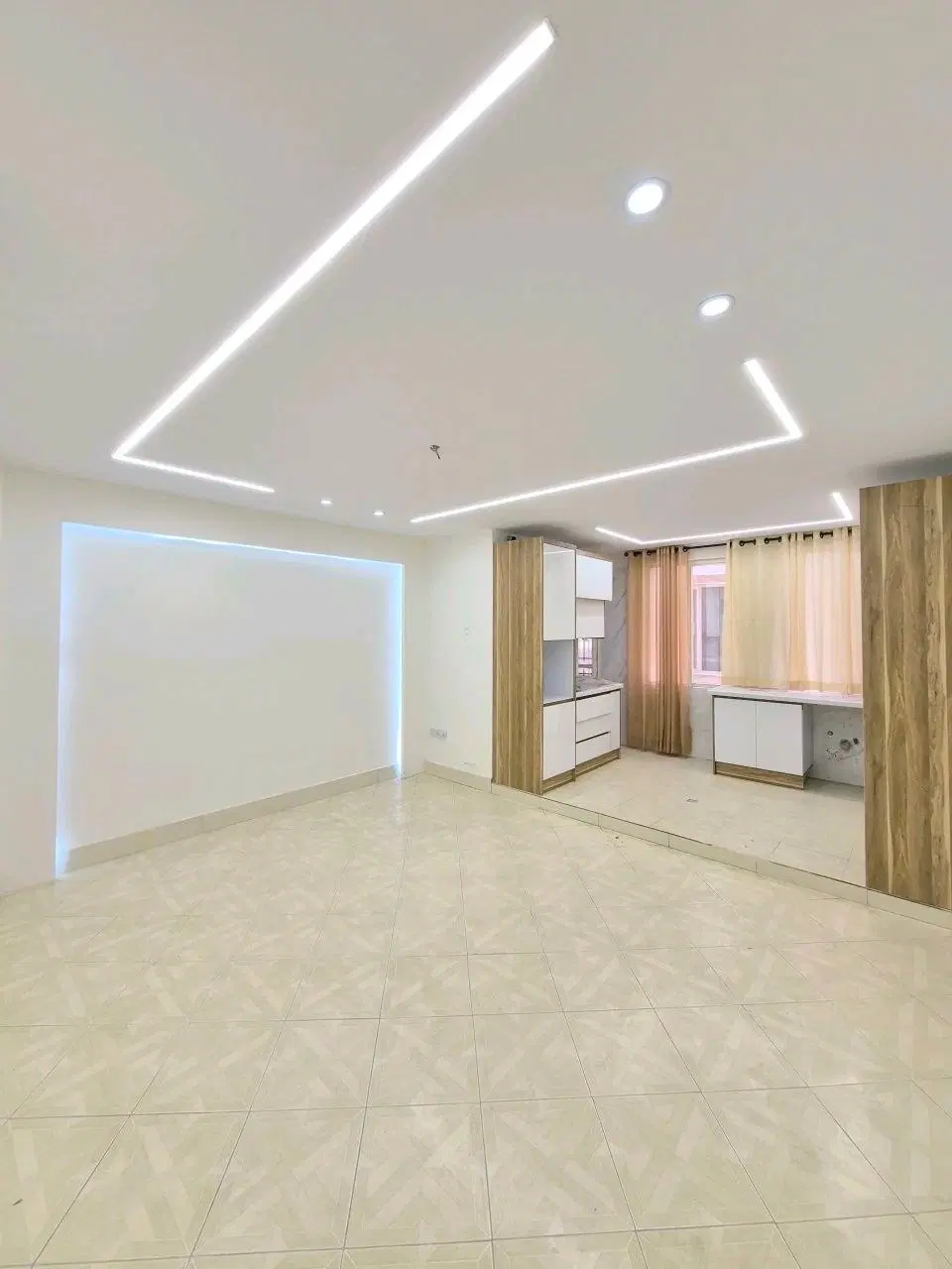 ۵۳مترتکخواب_سالن قابل چیدمان_مشاعات تمیز