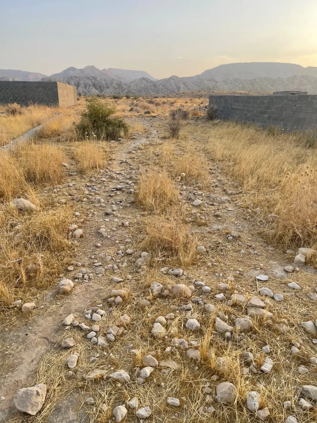 زمین بالای جاده کارگاه اکسژن