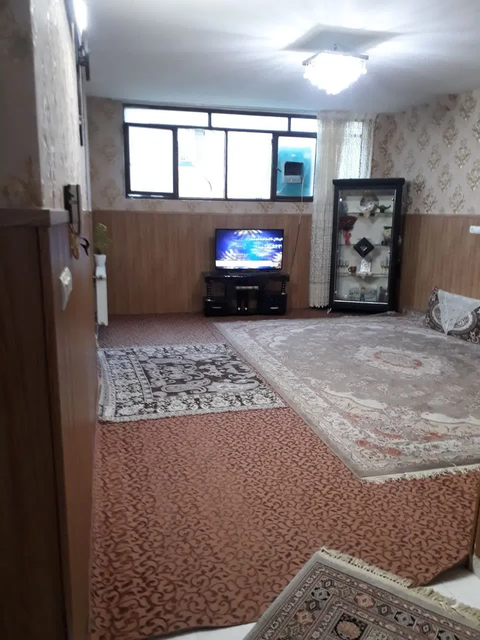 فروش یه واحد آپارتمان مسکونی