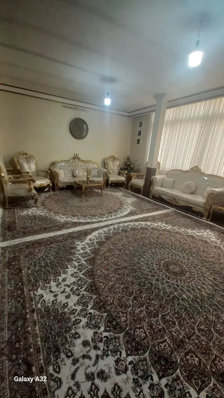 آپارتمان ۱۰۰ متری