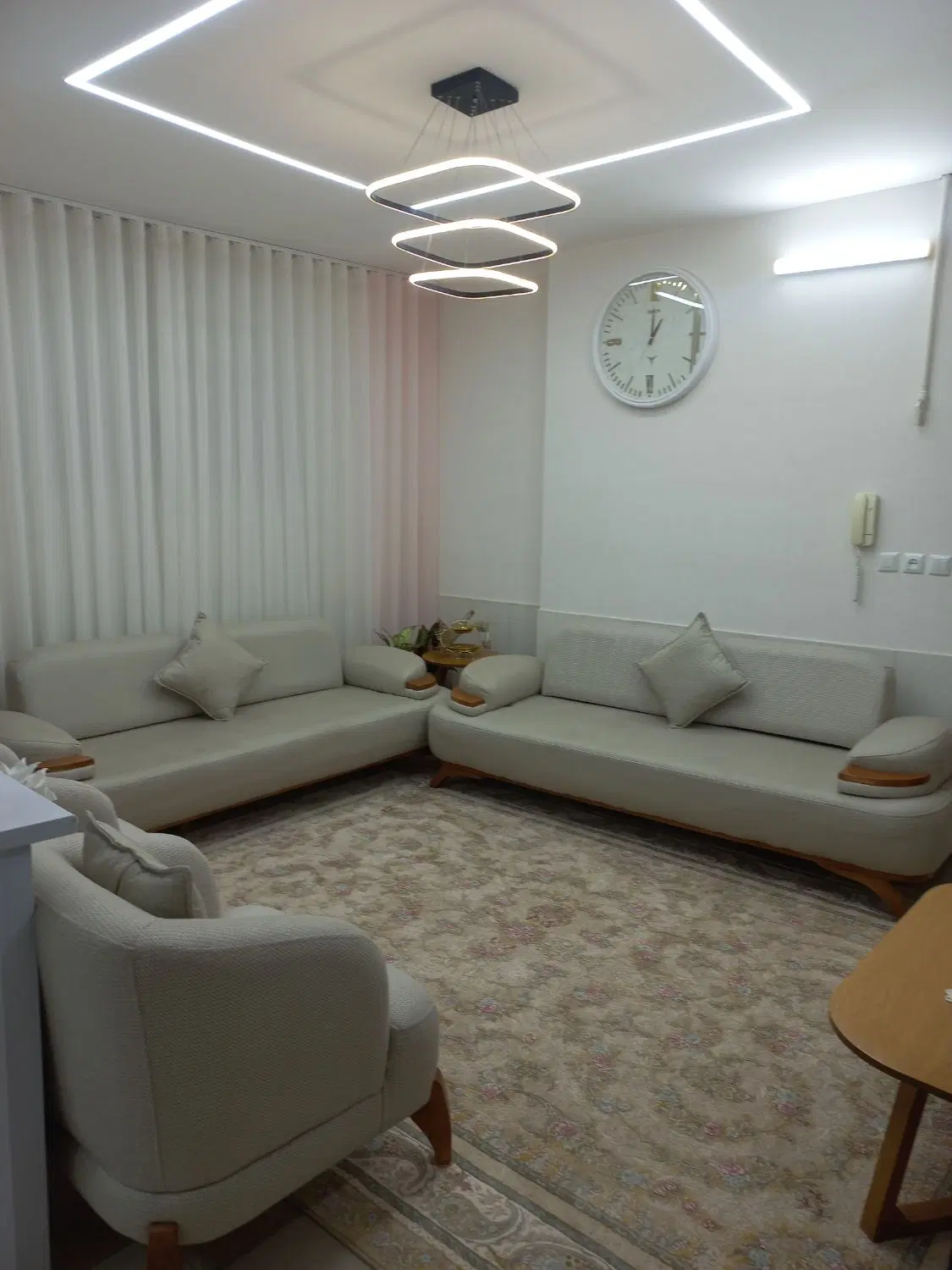 خانه آپارتمانی فروشی در ملت