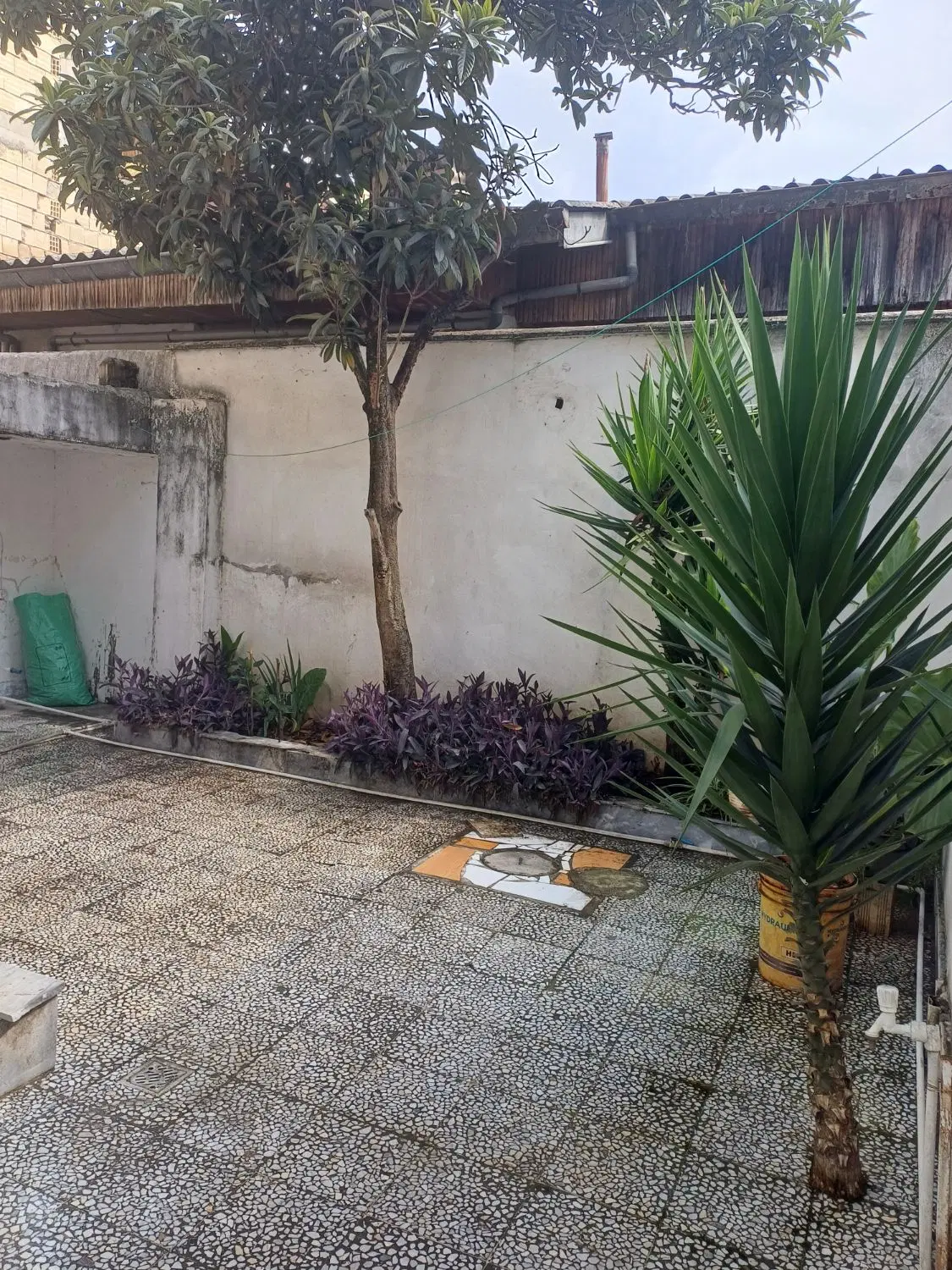 خانه ویلایی ۱۶۳مترشهرک مفتح روبروی استقامت ۱