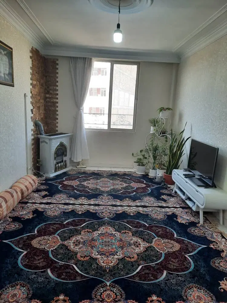 ۷۵ متر _ دو خواب _ پارکینگ اختصاصی