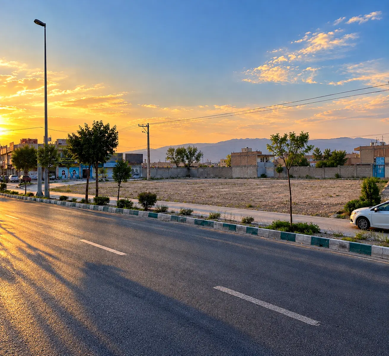 ملک تجاری شهرک مطهری لب جاده اصلی