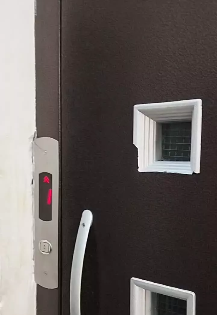 آپارتمان ۱۳۰متر،منجم،اول حجتی،۱۲متری