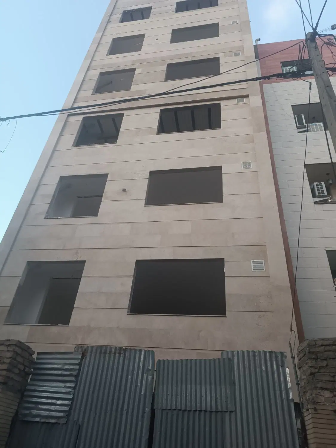 واحد فروشی