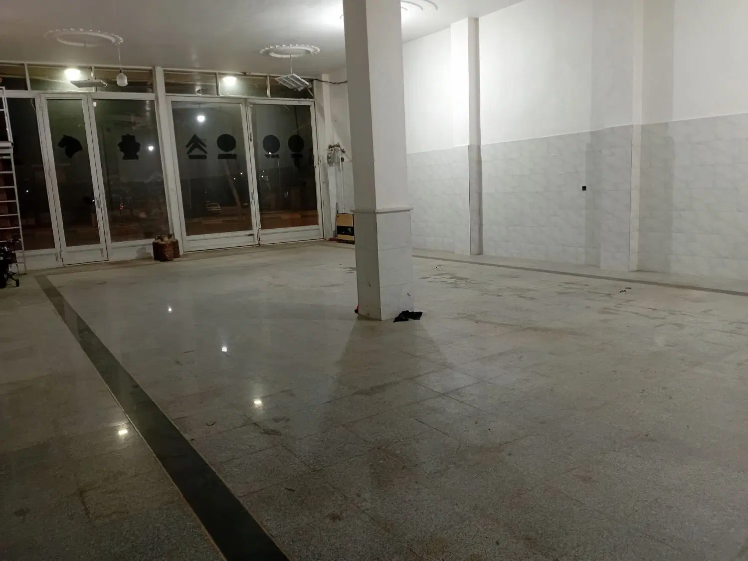 اجاره یک باب مغازه تجاری ۱۷۰ متری