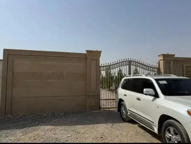 بورس زمین باغ شاهنامه آرامگاه فردوسی گوارشک دیاکو