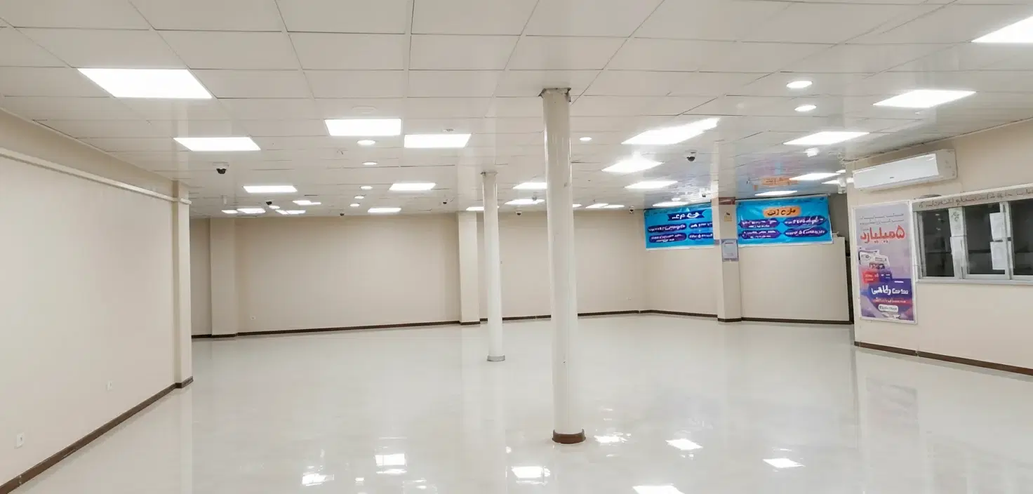 اجاره ملک تجاری 190متری خیابان اداره تامین اجتماعی