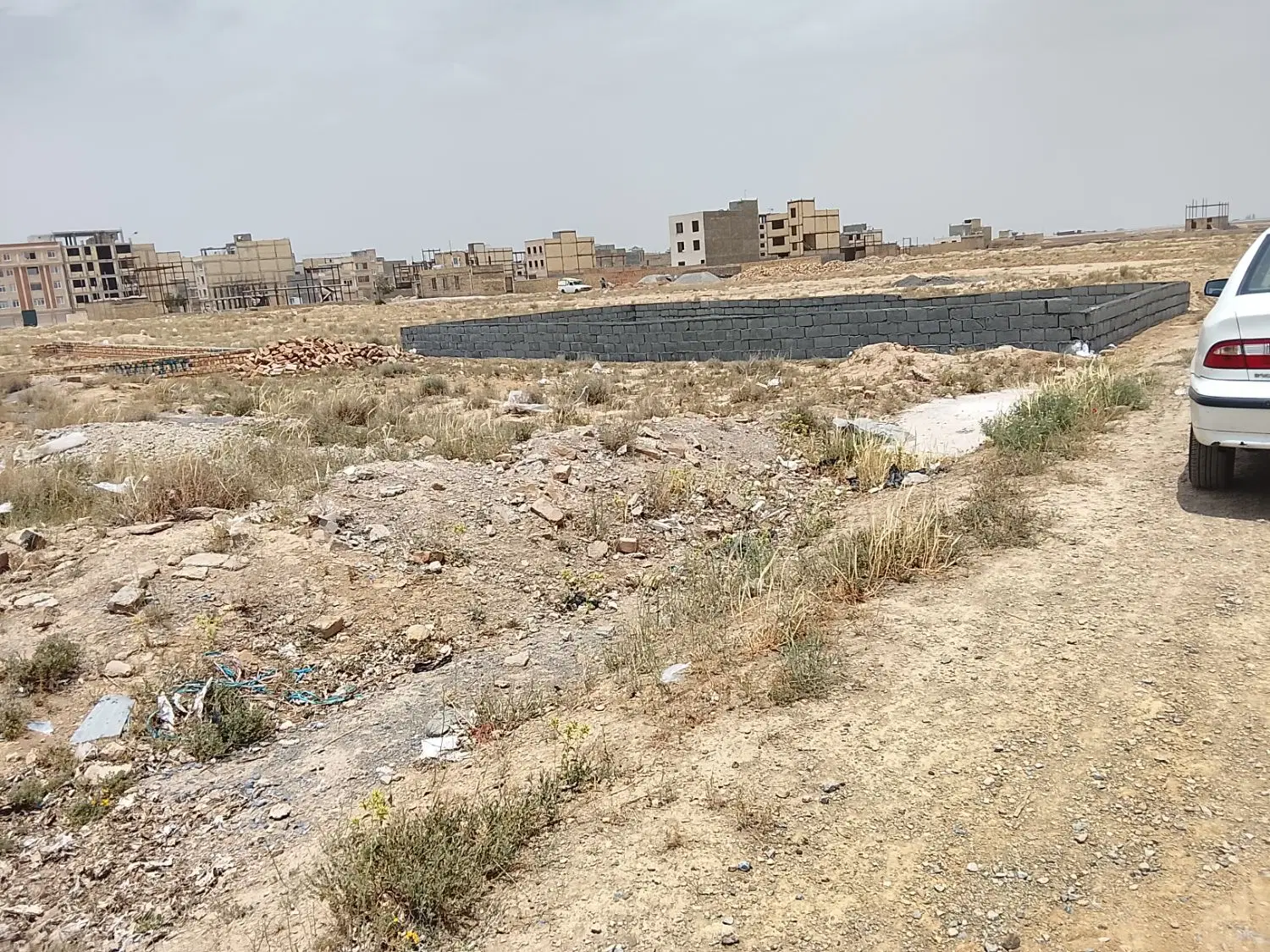 زمین مهردشت