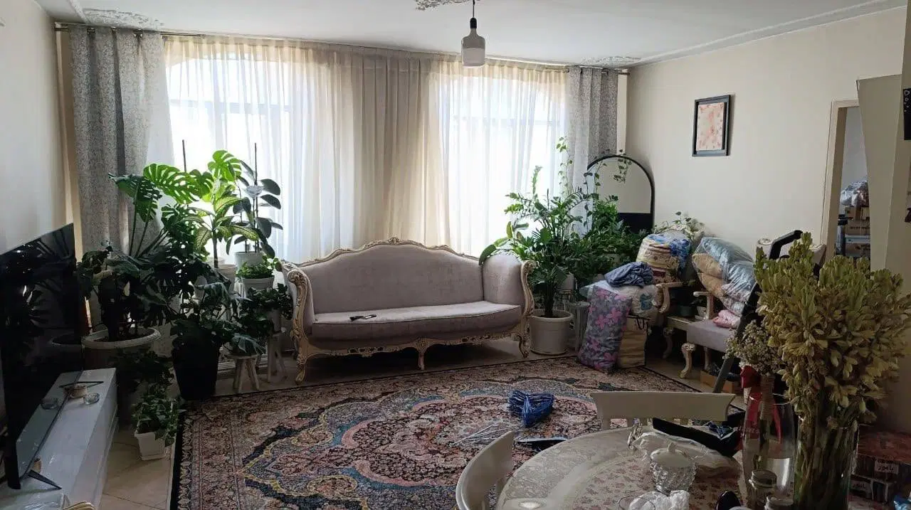 ۸۰ متر __ خوش نقشه__ دوخواب تهرانسر