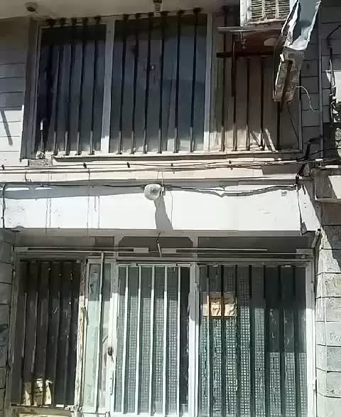 مغازه دو باب