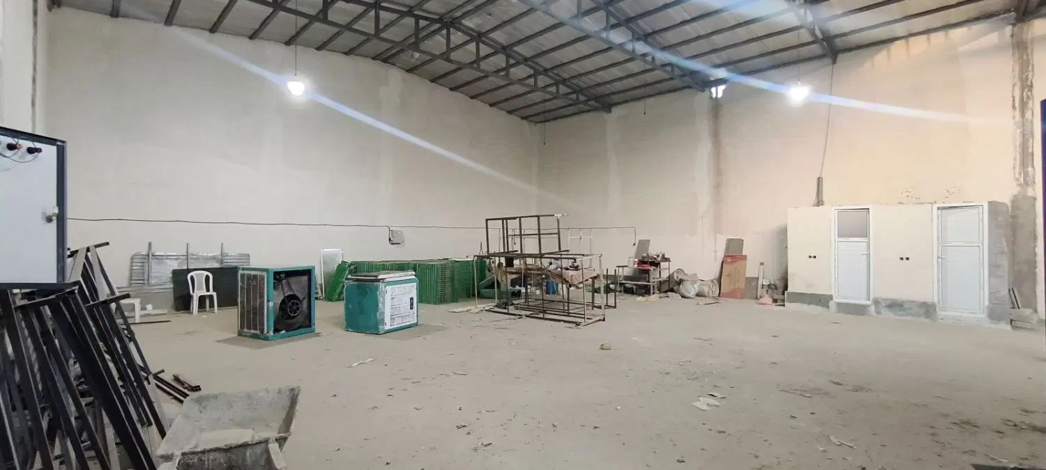 سوله اجاره ای 270متری داخل مجموعه