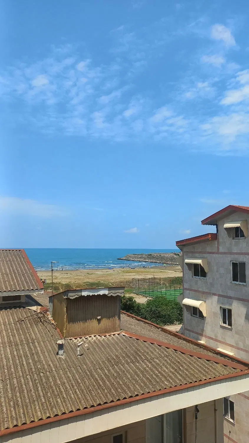 آگهی نوساز رو به دریا