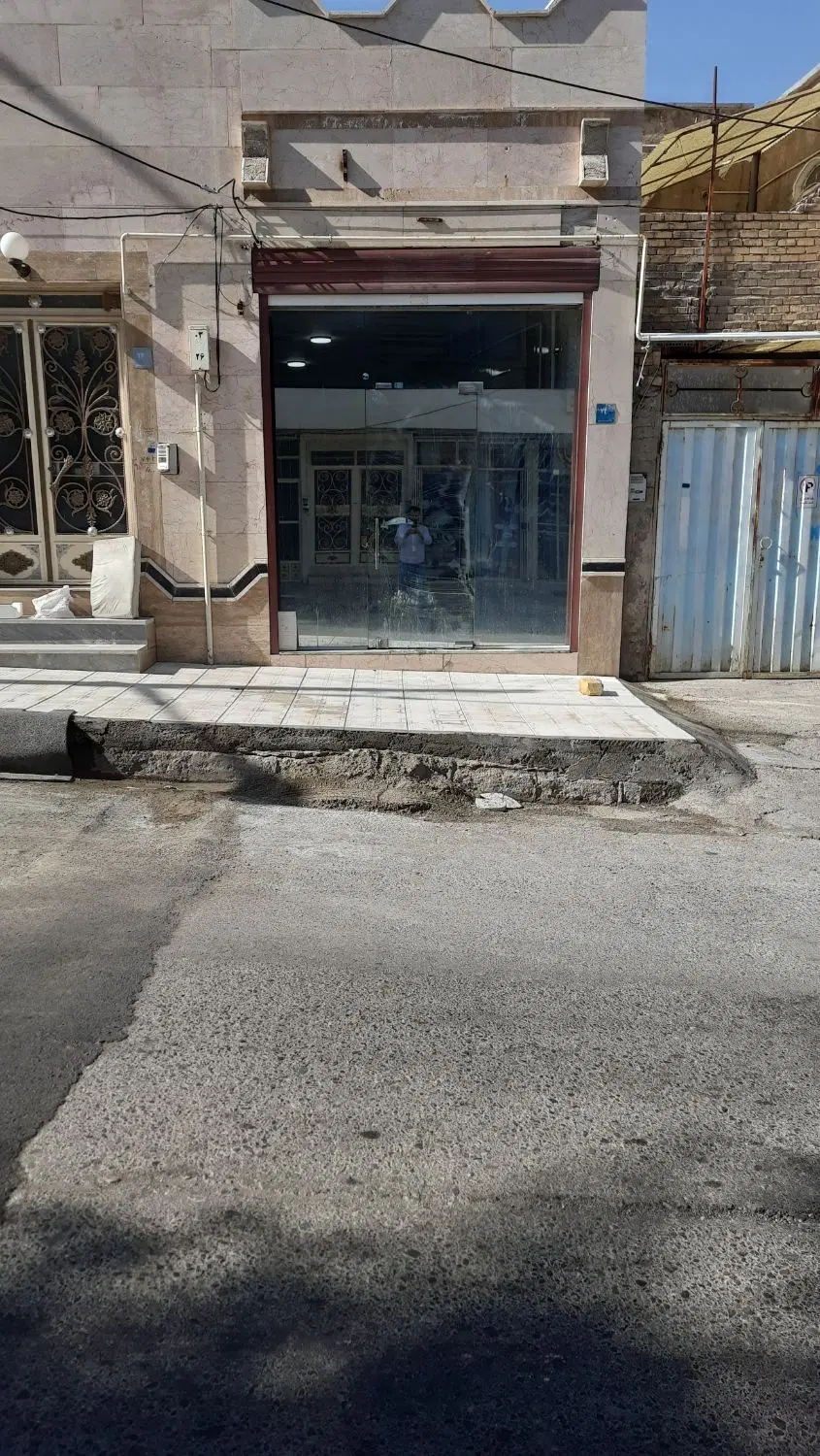 فروش واحد تجاری ۴۲ متری
