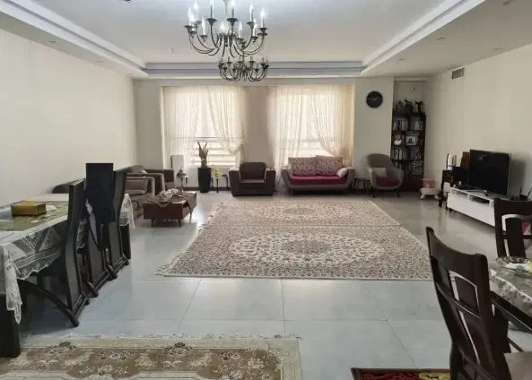 واحد 100 متری _ 3 خواب _ زیتون کارمندی