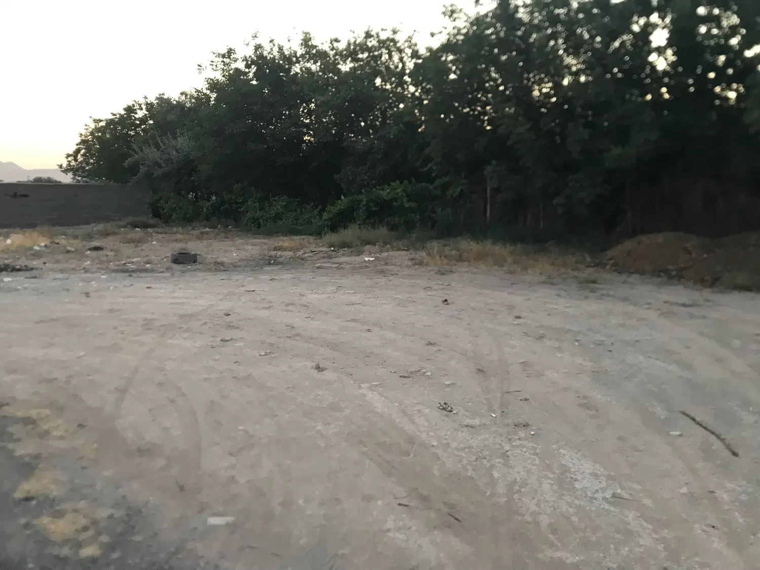لوکیشن دقیق پشت کارخانه رب