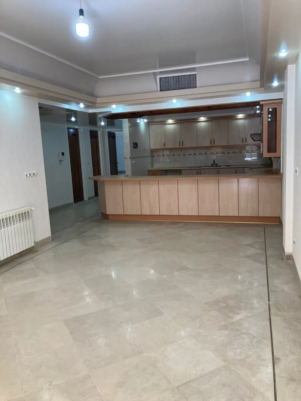 اجاره ۱۰۰ متری در مشتاق دوم