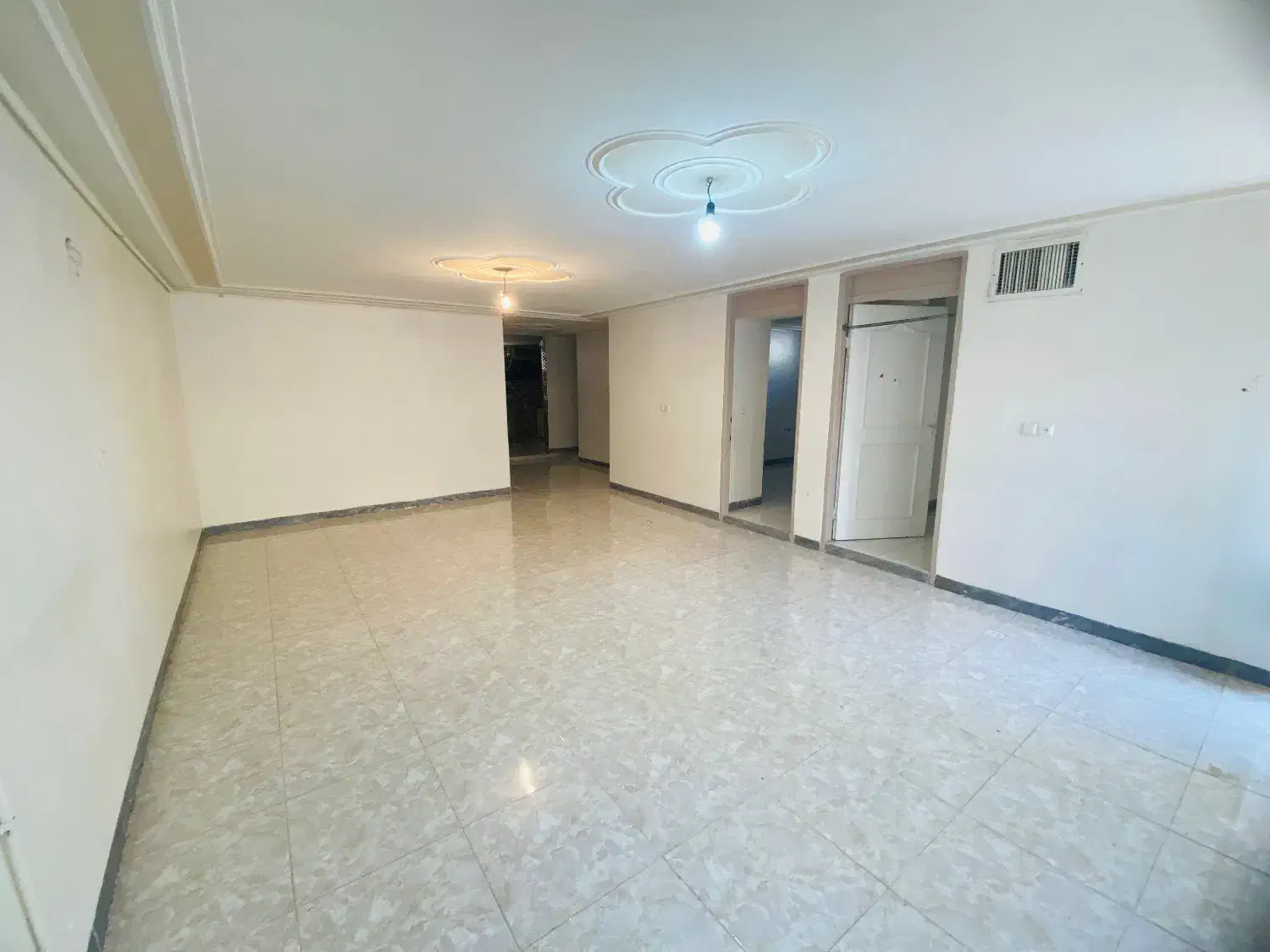 همکف راه مجزا عطار