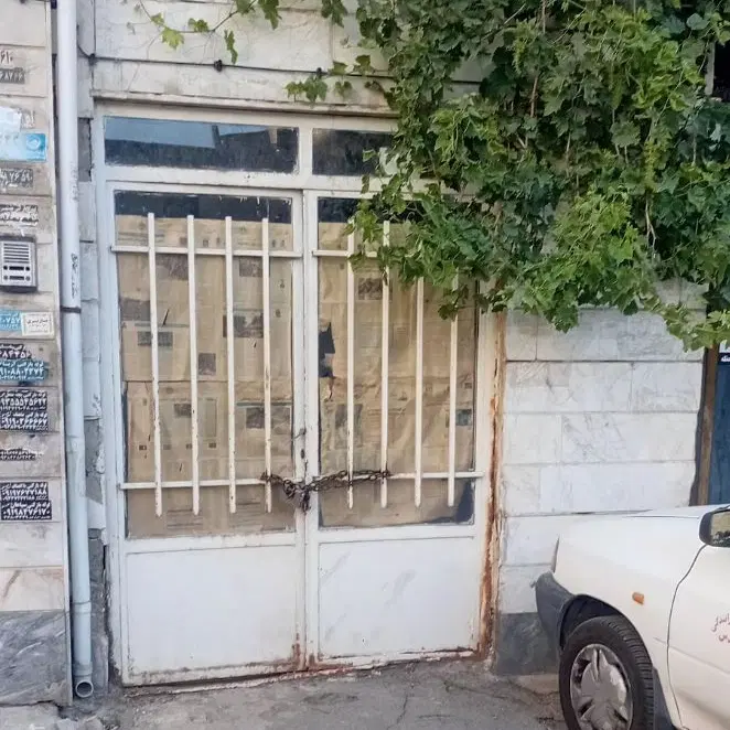 مغازه ۱۰متری مناسب انباری