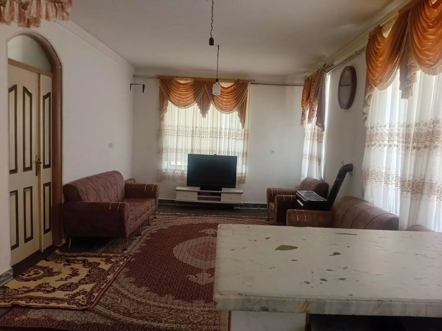 اجاره ی در روستای اجگره پایین تر از سوره زه