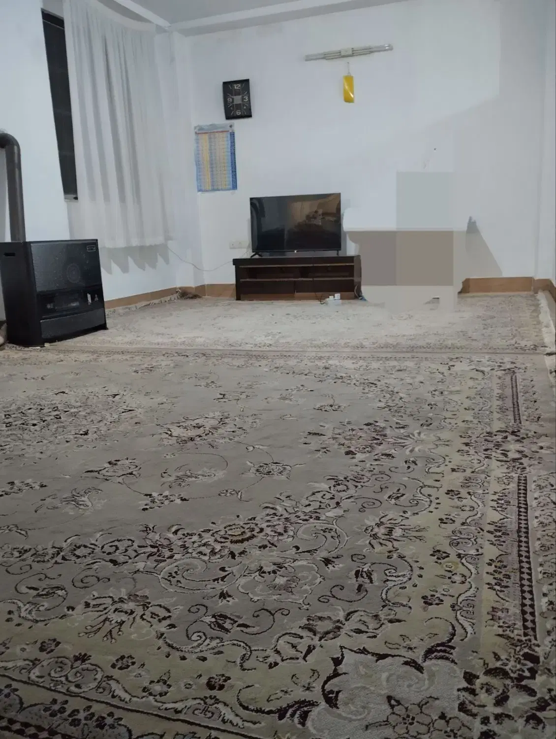 واحد در همکف۱۱۵متر با حیاط واحد۶۰متر تک خواب