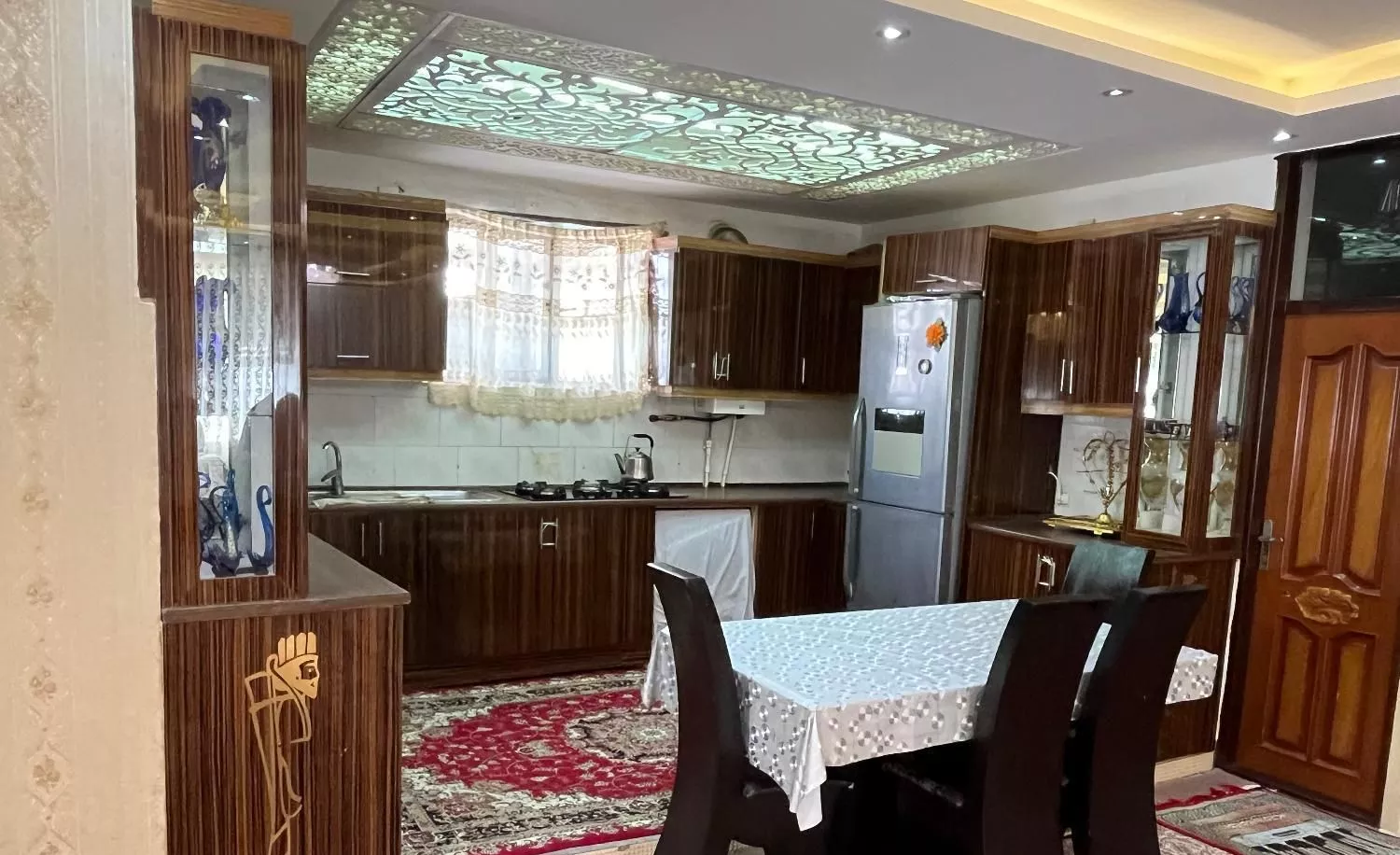 اجاره ویلایی دربست هتل و سوییت آپارتمان