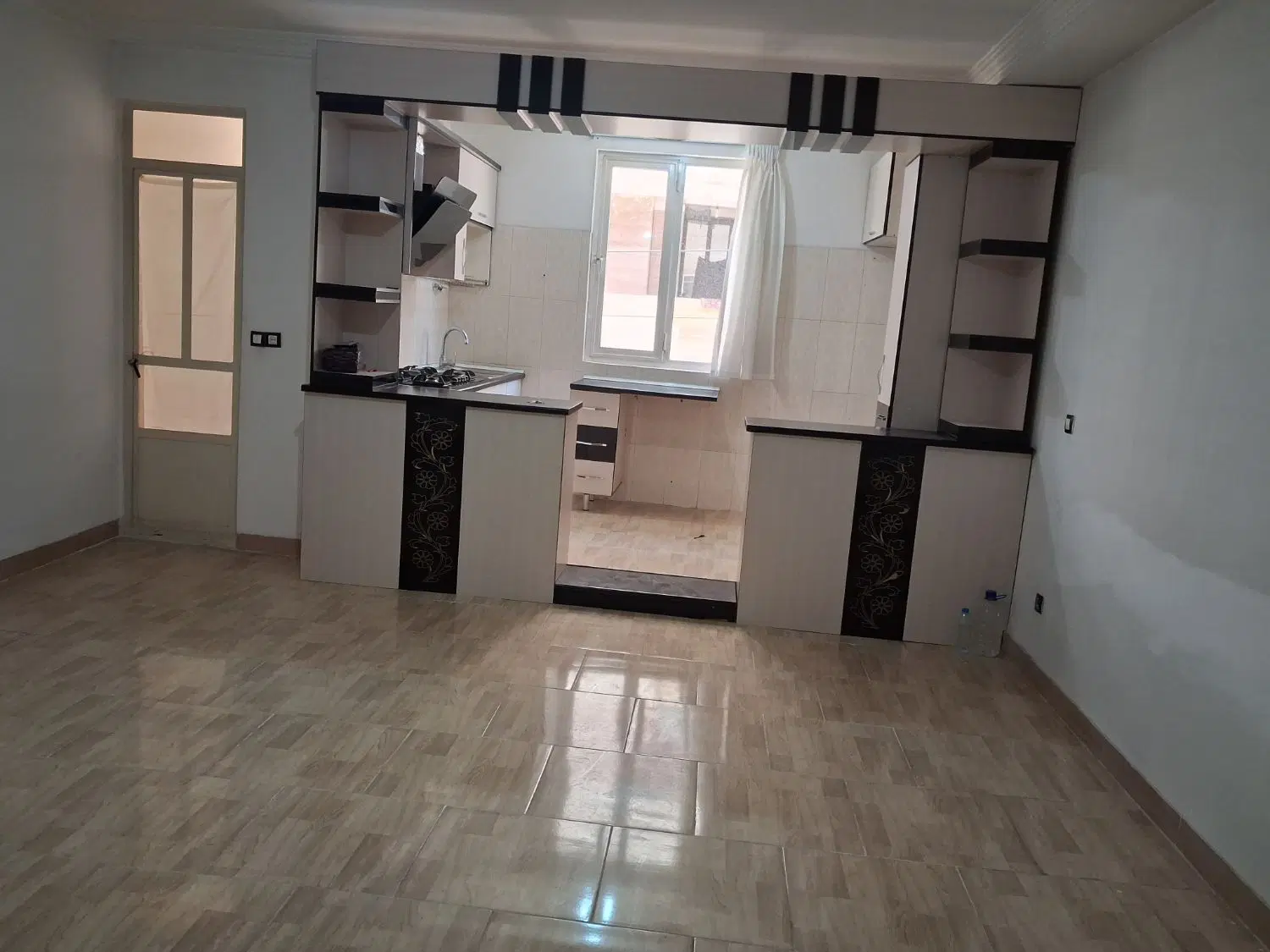 اجاره یک واحد آپارتمانی