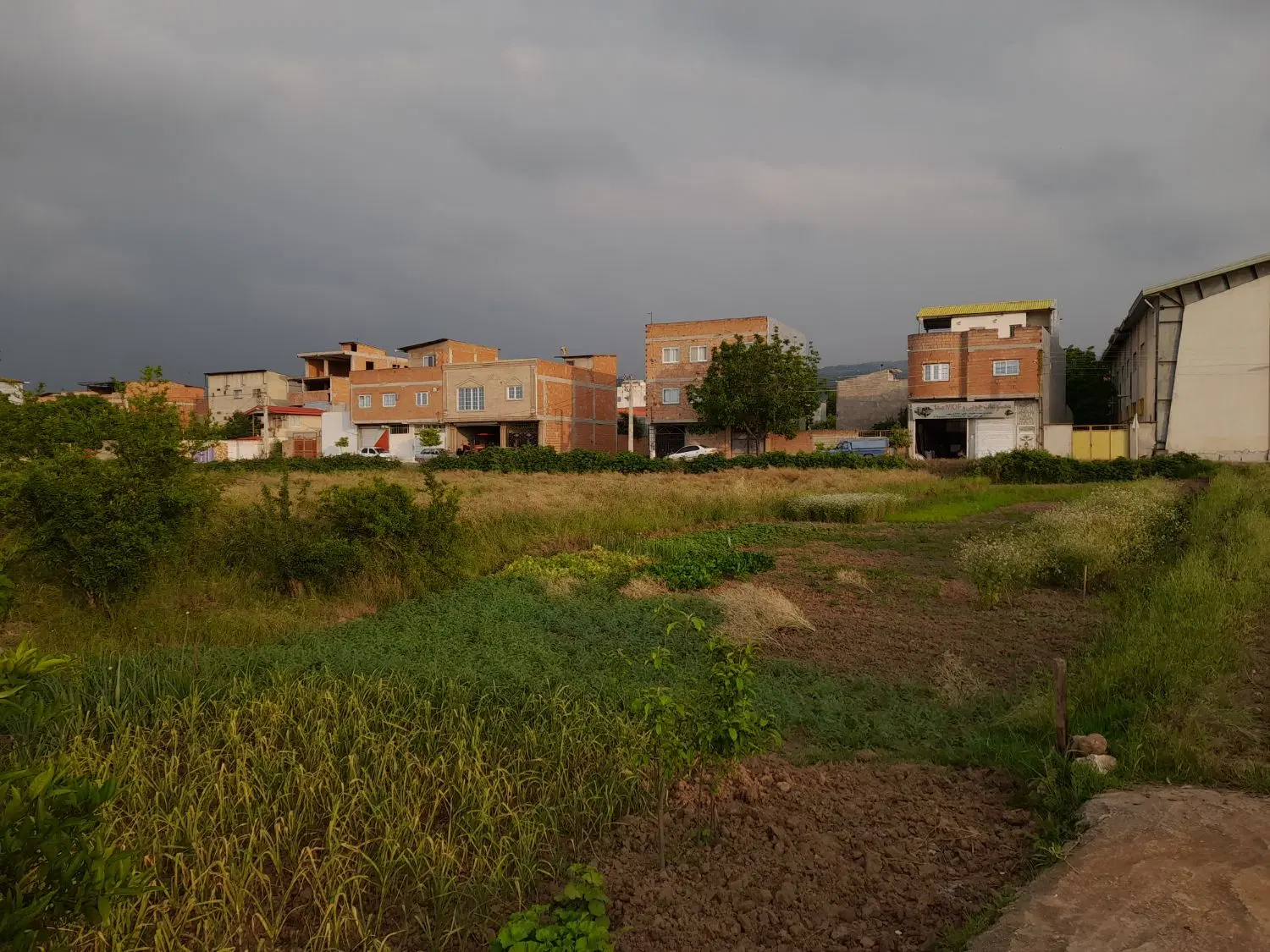 معاوضه زمین با خودروی شما