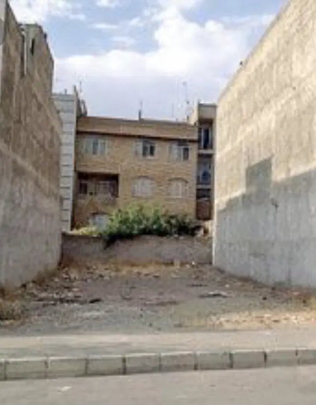 زمین مسکونی
