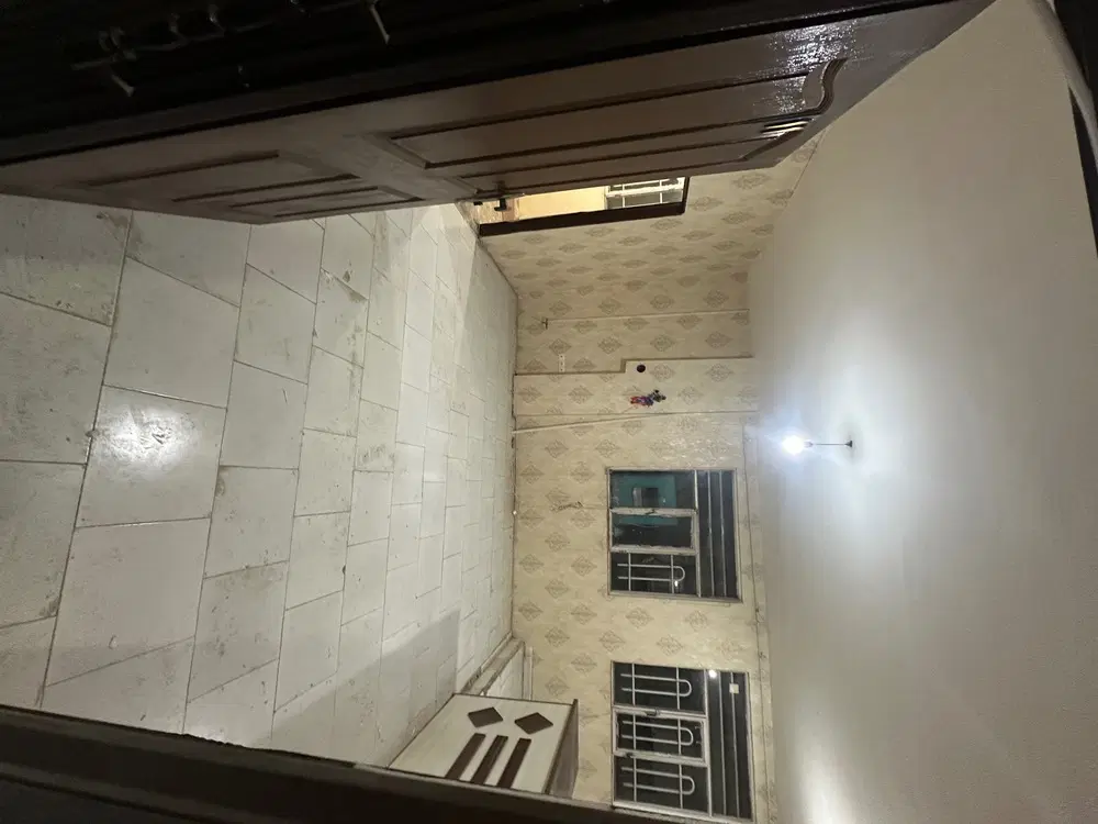 آپارتمان آسانسور دار مجردی