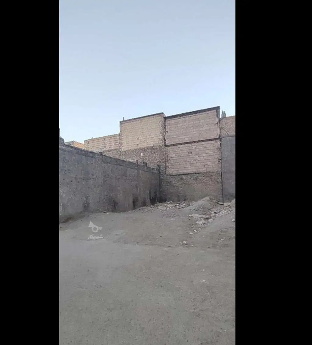 زمین مسکونی