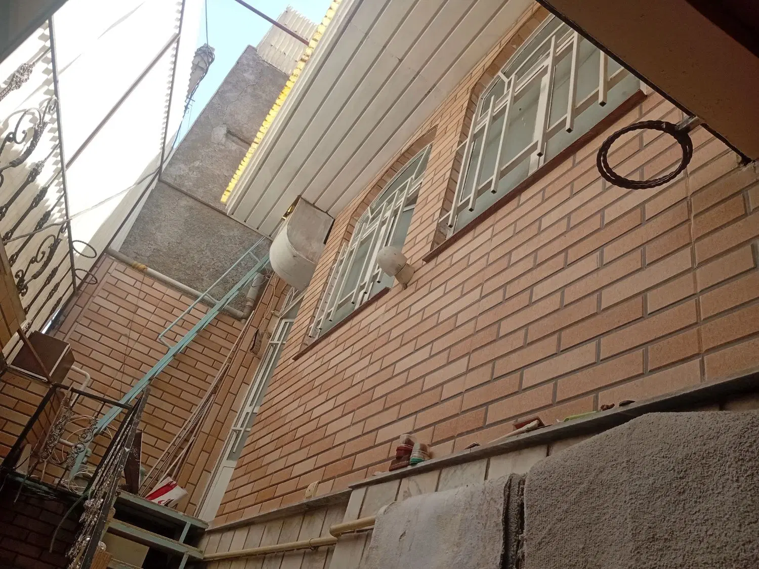 خانه دربست بازسازی شده