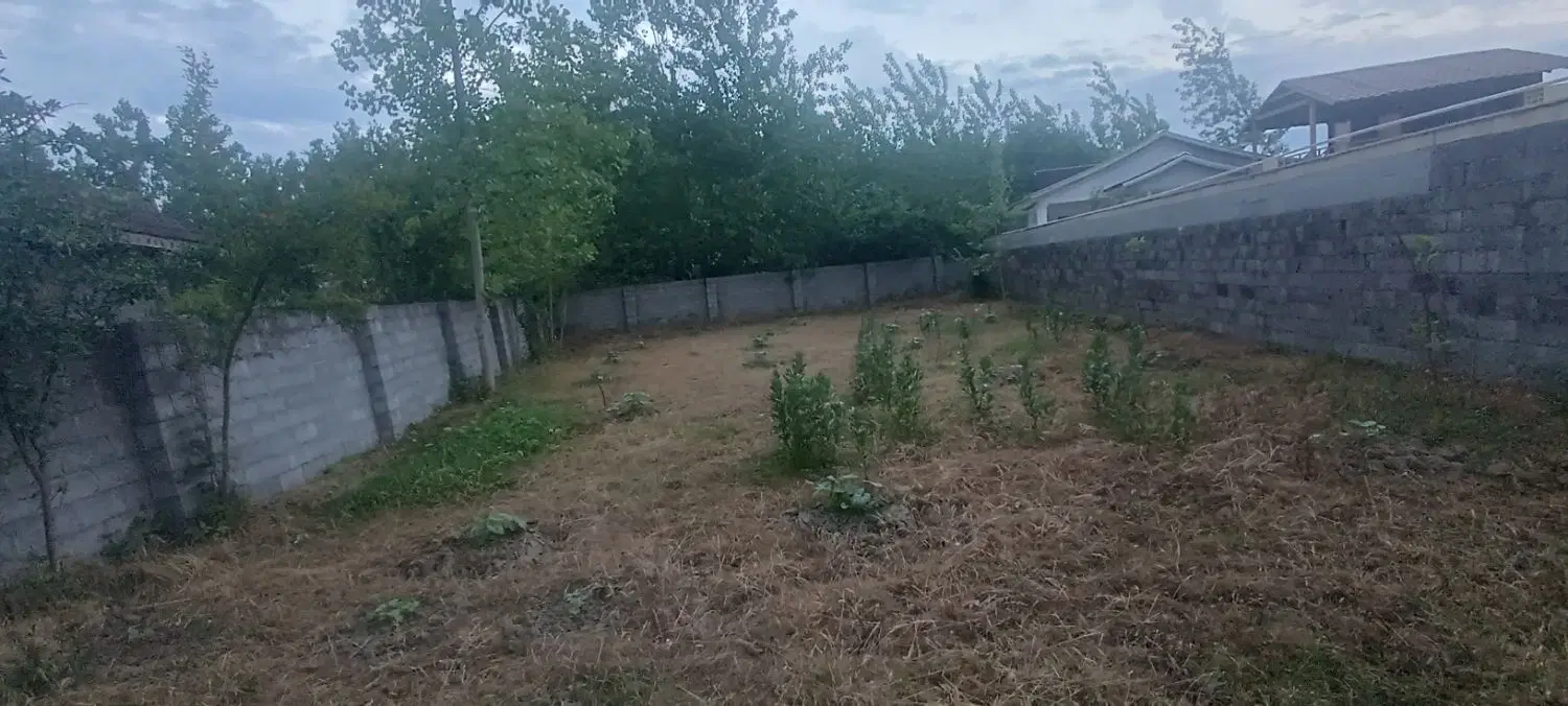 زمین 470متری دارای پروانه ساخت در نزدیکی دریا